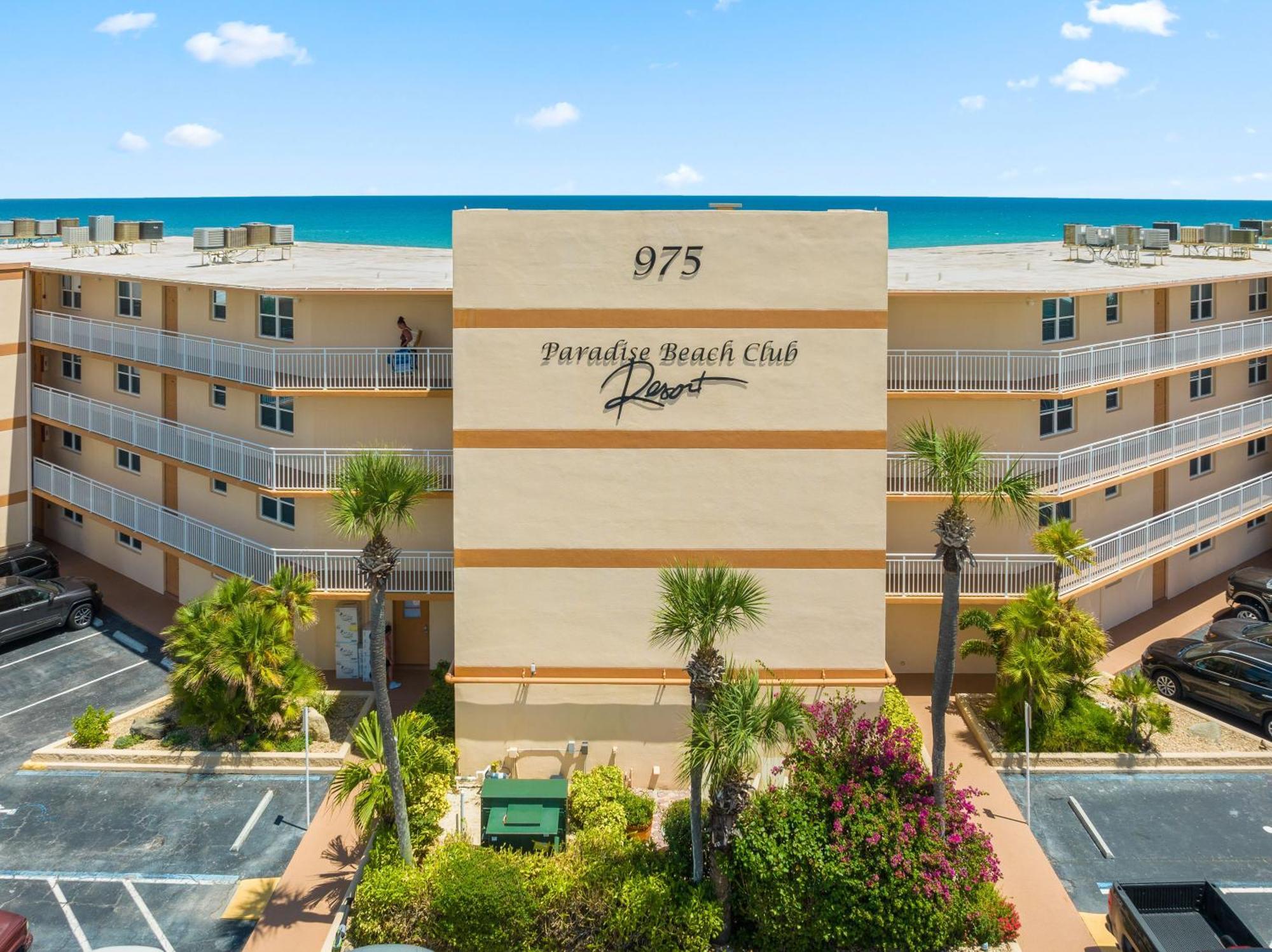 Paradise Beach Club - Oceanfront And Penthouse サテライト・ビーチ エクステリア 写真